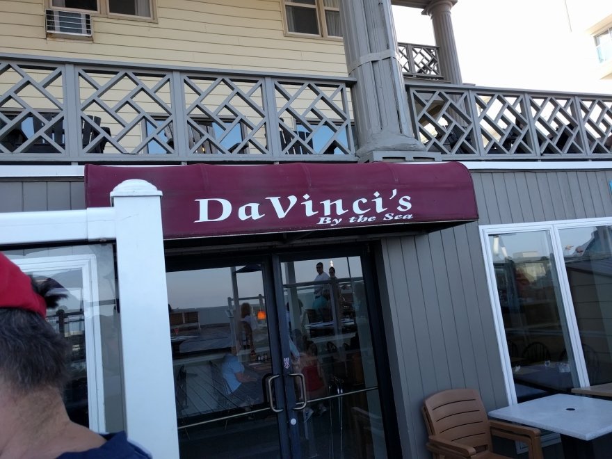 DaVinci's by the Sea