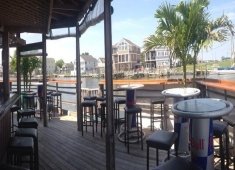 Harpoon Hanna's